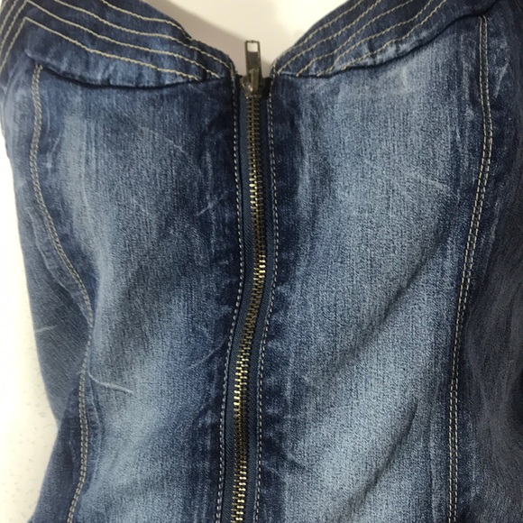 Rue 21. Blouse - Picture 4 of 6